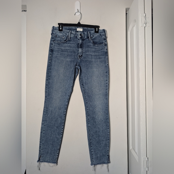 Mother Jeans The Looker Scared Slit Shaking Things Up Sz 30 - Picture 1 of 10